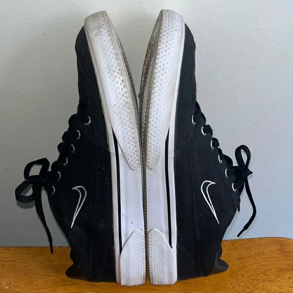 Nike size 10